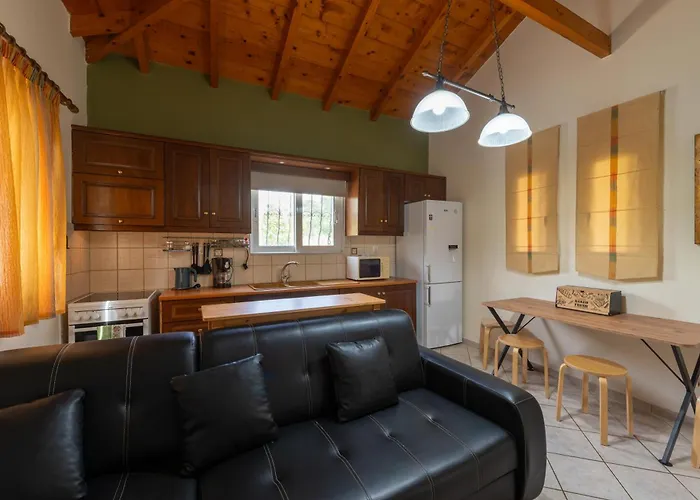 Spedion Villa - Near To Sea Villas With Heated Swimming Pool Ferienhaus *