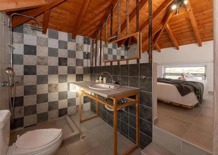 Spedion Villa - Near To Sea Villas With Heated Swimming Pool Ferienhaus Gythio