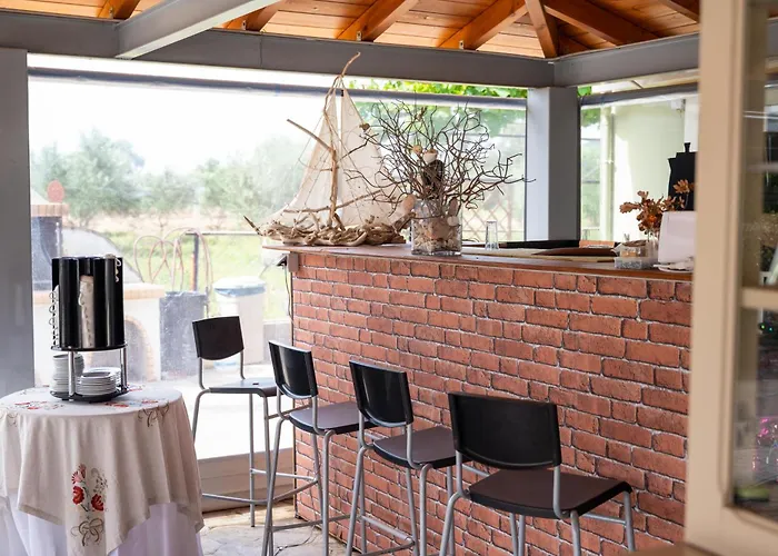 Spedion Villa - Near To Sea Villas With Heated Swimming Pool Ferienhaus Gythio