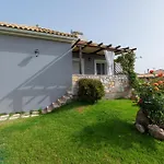 Spedion - Near To Sea With Heated Swimming Pool Сasa de vacaciones *