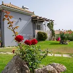 Spedion - Near To Sea With Heated Swimming Pool *