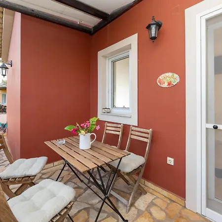 Spedion - Near To Sea With Heated Swimming Pool