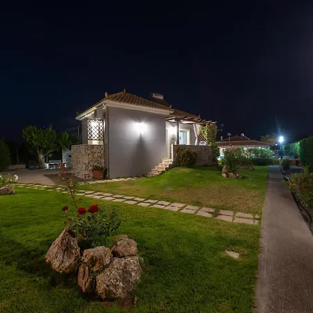 Spedion Villa - Near To Sea Villas With Heated Swimming Pool