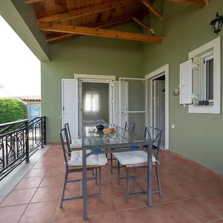 度假居 Spedion - Near To Sea With Swimming Pool