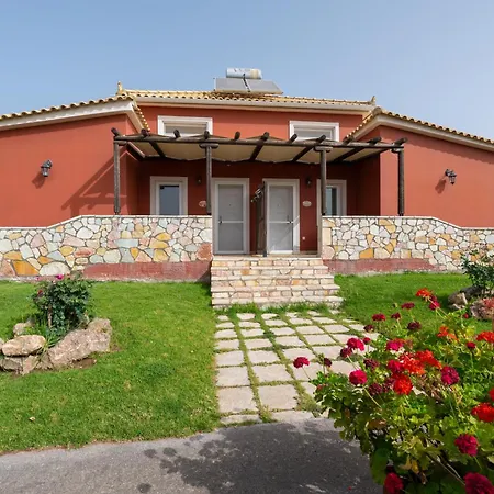 Spedion - Near To Sea With Heated Swimming Pool Gythio