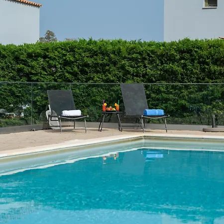 Spedion - Near To Sea With Heated Swimming Pool Hébergement de vacances
