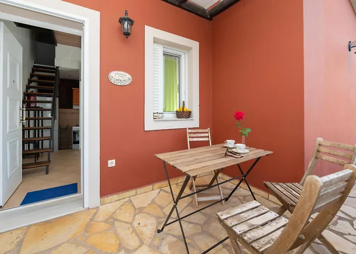 Spedion - Near To Sea With Heated Swimming Pool * Gythio