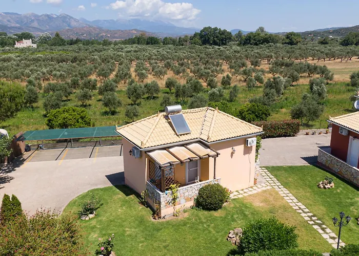 Hébergement de vacances Spedion - Near To Sea With Heated Swimming Pool Gythio