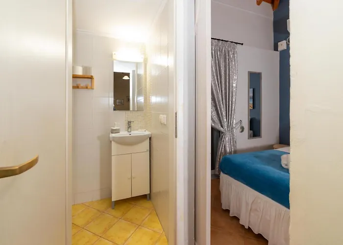 Spedion - Near To Sea With Heated Swimming Pool *